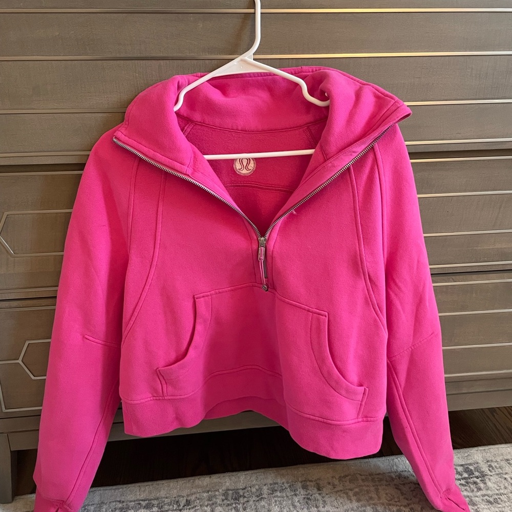 Lululemon sonic pink scuba